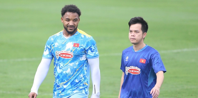 Xu&acirc;n Son l&agrave; ch&acirc;n s&uacute;t số 1 tuyển Việt Nam.