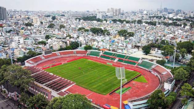 S&acirc;n vận động gần trăm tuổi n&agrave;y dự kiến sẽ kho&aacute;c l&ecirc;n m&igrave;nh diện mạo mới sau 1 năm thi c&ocirc;ng.