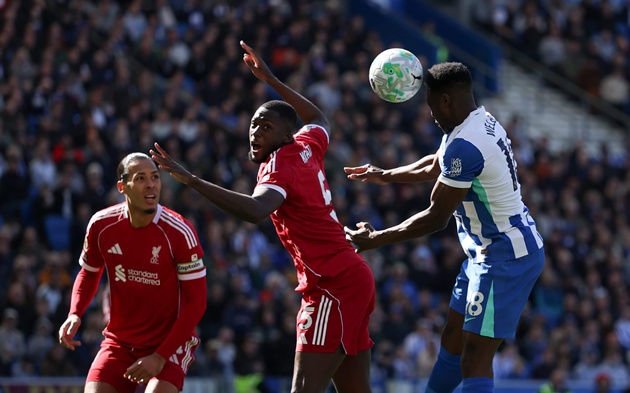 Liverpool tỏ ra bạc nhược và thiếu ổn định