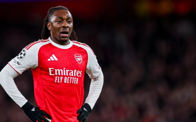 Eze dự kiến ngồi ngoài 1 tháng.