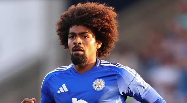 Hamza Choudhury là ngôi sao lớn của Bangladesh.
