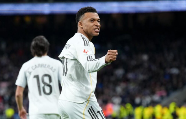 Ảnh bài viết Sự tắc trách tại Real Madrid khiến Mbappe suýt hỏng sự nghiệp