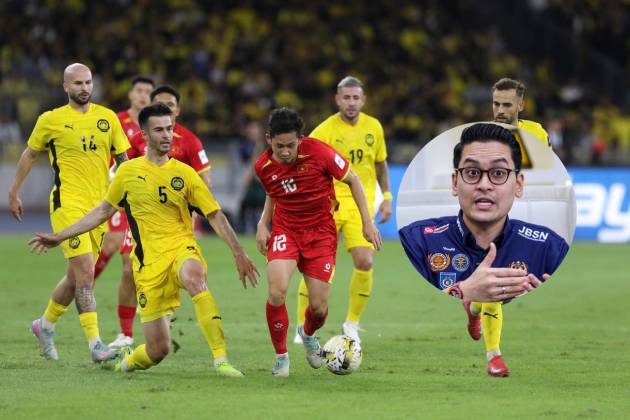 &Ocirc;ng Taufiq Johari thất vọng v&igrave; đội tuyển Malaysia rơi hạng hậu l&ugrave;m x&ugrave;m nhập tịch tr&aacute;i quy định.