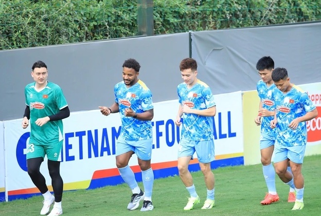 Nh&oacute;m cầu thủ của CLB Ninh B&igrave;nh cũng chỉ vừa tập trung đội tuyển ng&agrave;y 22.3. 