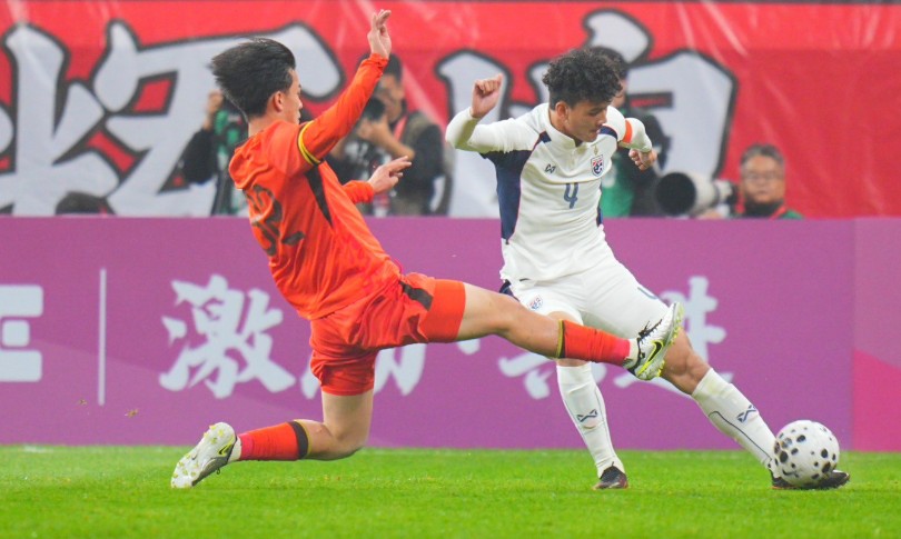 U23 Th&aacute;i Lan chia điểm với U23 Trung Quốc. Ảnh: Changsuek.