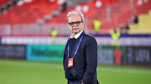 PSG đề nghị ban tổ chức Ligue 1 ho&atilde;n trận đấu với Lens.