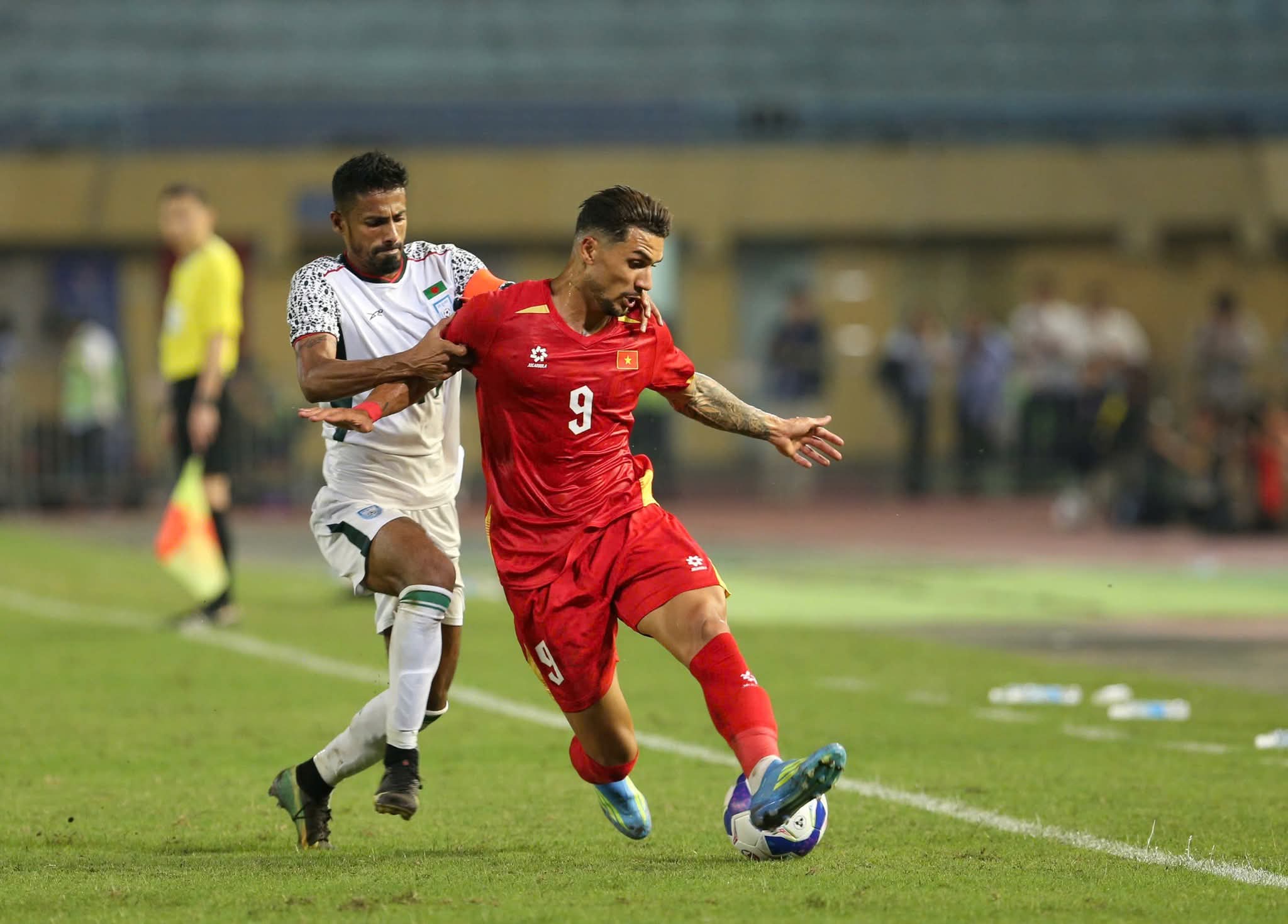 Ảnh bài viết Nghịch lý mang tên Hoàng Hên ở trận ra mắt tuyển Việt Nam