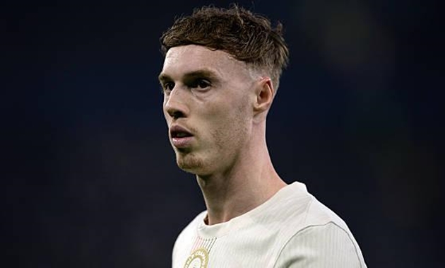 Cole Palmer sẽ phải nỗ lực lấy v&eacute; dự World Cup.