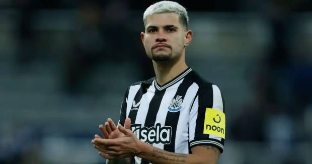 Ảnh bài viết Romano xác nhận MU còn cách xa chữ ký Guimaraes