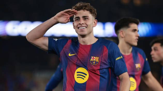 Lopez khẳng định l&ograve;ng trung th&agrave;nh tuyệt đối với Barca, bất chấp sự ch&egrave;o k&eacute;o quyết liệt từ c&aacute;c đại gia Ngoại hạng Anh.