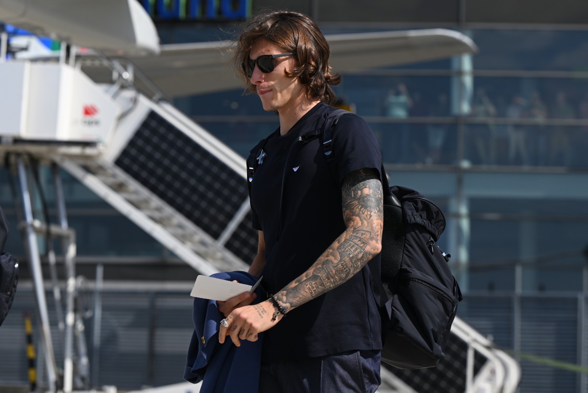 Biểu tượng thời trang b&oacute;ng đ&aacute; &Yacute;.