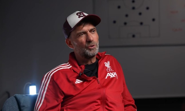 Klopp l&ecirc;n tiếng về tin đồn li&ecirc;n quan đến Salah.