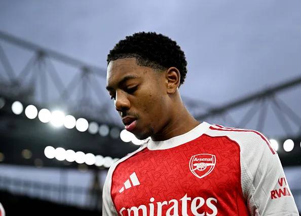 Arsenal liệu có chấp nhận để Myles Lewis-Skelly gia nhập Man Utd?
