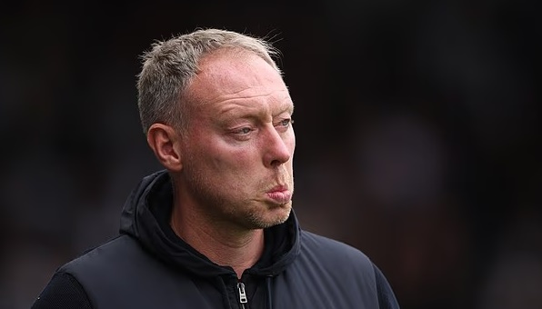 HLV Cooper bị c&aacute;o buộc hủy hoại b&oacute;ng đ&aacute; Bosnia.