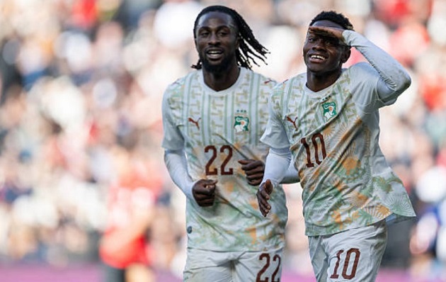 Ảnh bài viết Bờ Biển Ngà nhấn chìm Hàn Quốc 4 bàn không gỡ