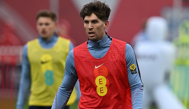 Ảnh bài viết Vì sao Tuchel vẫn chọn John Stones dù bị Pep gạch tên?