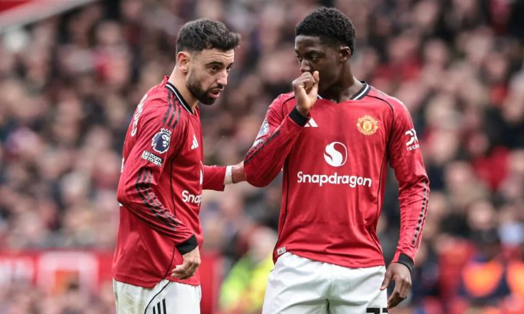 Bruno v&agrave; Mainoo vẫn l&agrave; trụ cột của MU.