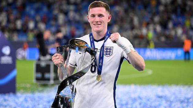 Ảnh bài viết Man Utd nguy cơ ôm hận vụ Elliot Anderson vì "hiệu ứng Rodri"