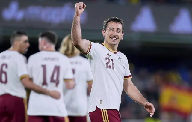 Mikel Oyarzabal đ&atilde; cho thấy c&aacute;i duy&ecirc;n ghi b&agrave;n của m&igrave;nh ở những trận cầu lớn.