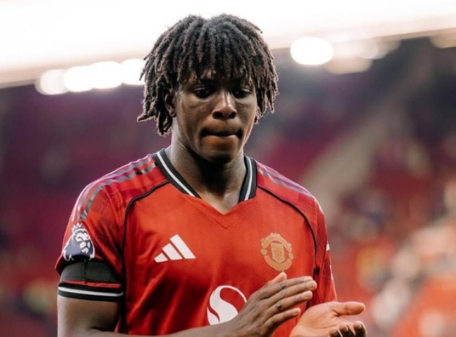 Ảnh bài viết Patrice Evra chỉ ra vị trí lý tưởng cho Patrick Dorgu tại MU