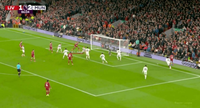 T&igrave;nh huống bỏ lỡ của Gakpo trước MU.