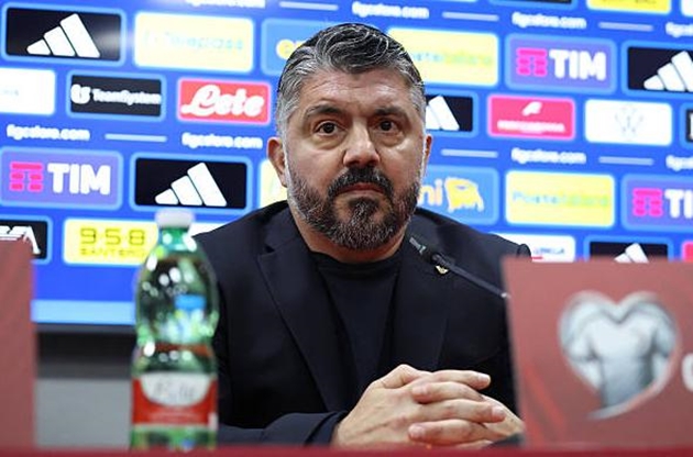 Một mình Gennaro Gattuso không thể cứu rỗi tuyển Ý.