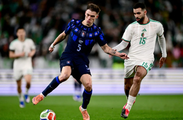 Ảnh bài viết Ugarte tìm lại sự tự tin trước ngày về Ngoại hạng Anh