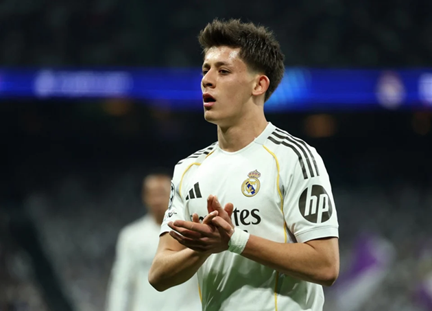 Guler lọt v&agrave;o tầm ngắm của 3 đội b&oacute;ng lớn Ngoại hạng Anh.