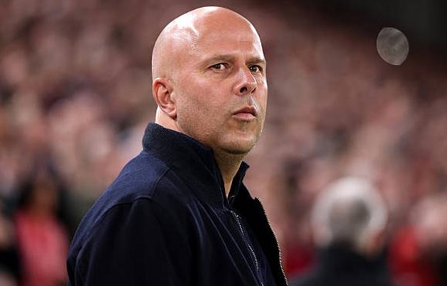 Tháng 4 định đoạt tương lai của Arne Slot tại Liverpool