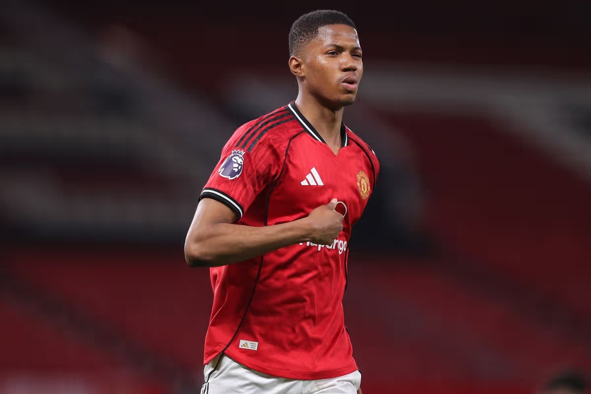 Chido Obi đang cho thấy sự trưởng th&agrave;nh trong m&agrave;u &aacute;o đội trẻ Man Utd.