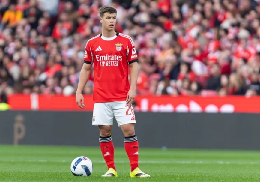 Ảnh bài viết Vì sao Man Utd xem giò Samuel Dahl đến mười lần?