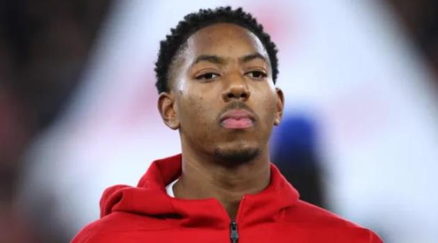 Ảnh bài viết Arsenal thách giá cực khủng vụ Lewis-Skelly với Man Utd