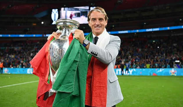 Mancini là một ứng viên thích hợp ngồi vào ghế HLV trưởng.