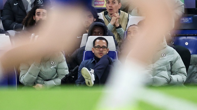 Rosenior còn quá trẻ để dẫn dắt tập thể thiếu kinh nghiệm ở Chelsea