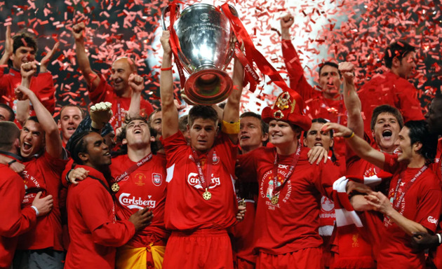 Ảnh bài viết Gerrard đuổi khéo Neville khi được rủ sang Man Utd