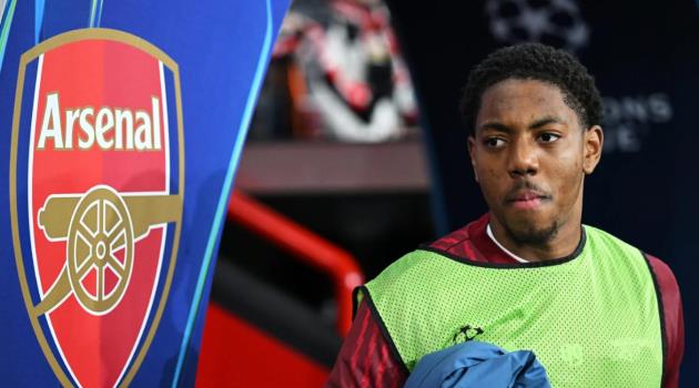 Ảnh bài viết Vì sao Camavinga là lựa chọn tốt hơn Lewis-Skelly cho MU?