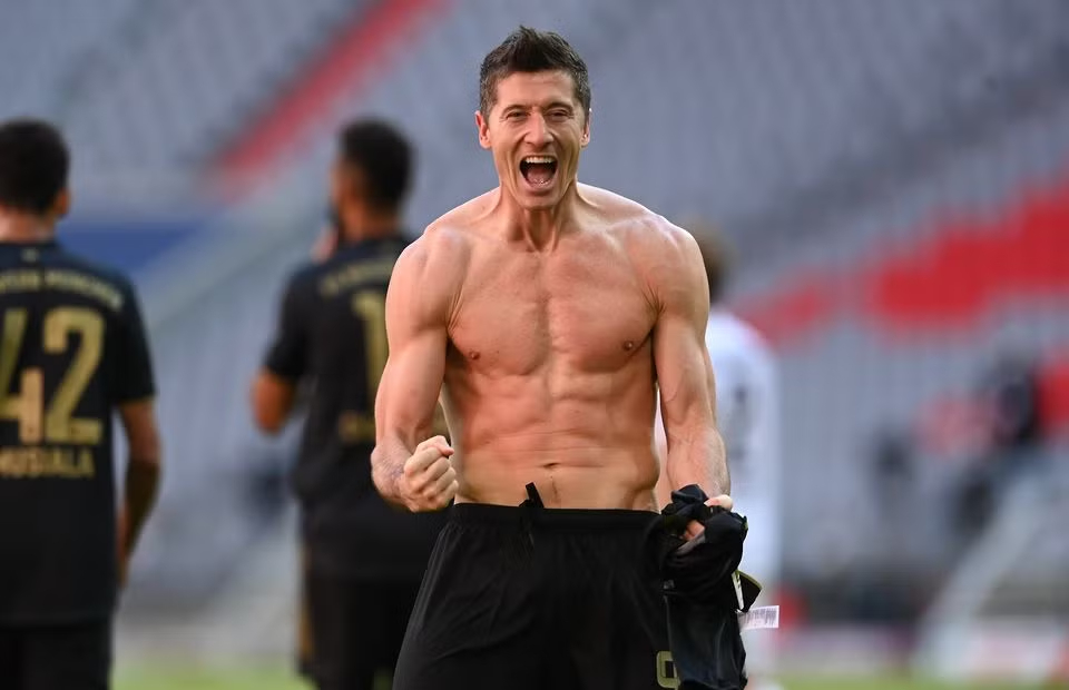 Gym v&agrave; dinh dưỡng tạo n&ecirc;n si&ecirc;u sao.