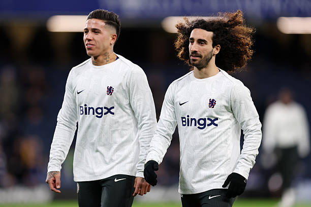 Ảnh bài viết Lý do Chelsea tha bổng Cucurella và trừng phạt Enzo