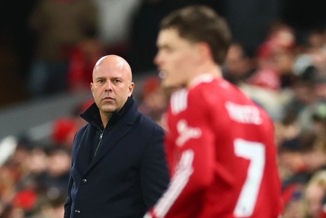 Slot đang đối diện nhiều khó khăn ở Liverpool.