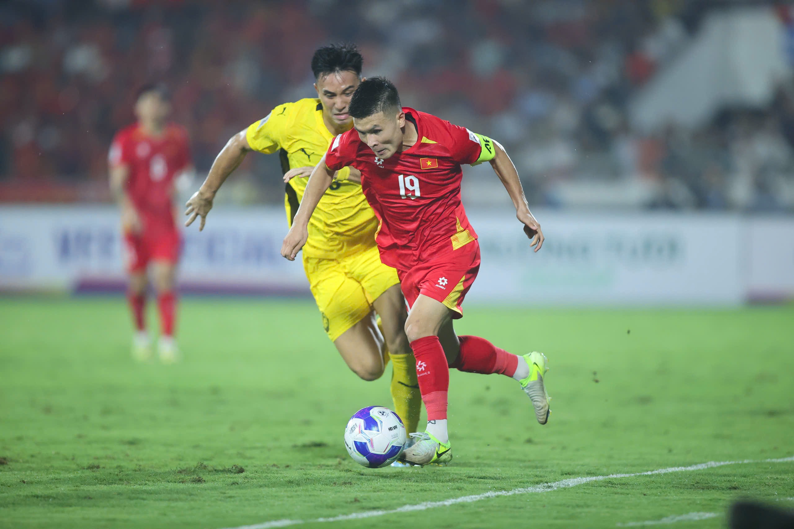 Ảnh bài viết Tuyến giữa tuyển Việt Nam và bài toán mỏ neo của HLV Kim Sang-sik