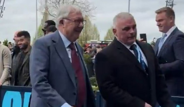 Ảnh bài viết Sir Alex gây bất ngờ khi đến sân Etihad xem tứ kết FA Cup