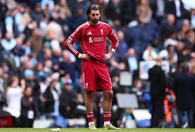 Dominik Szoboszlai - 7.2: Dù nhận điểm số cao nhất đội nhưng tầm ảnh hưởng của anh rất hạn chế. Szoboszlai gần như "mất tích" và không tạo ra được đột biến nào đáng kể.

Florian Wirtz - 6.9: Thi đấu xông xáo và gây ra nhiều khó khăn cho Man City trong 30 phút đầu. Tuy nhiên, anh hoàn toàn biến mất kể từ khi Liverpool bị dẫn bàn.

Hugo Ekitike - 7.2: Cầu thủ chơi sáng nhất bên phía Liverpool với những pha di chuyển thông minh. Anh là người mang về quả phạt đền nhưng các đồng đội đã lãng phí.