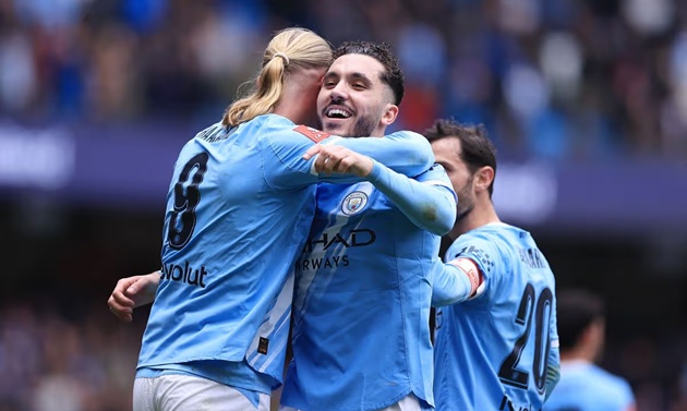 Ảnh bài viết Rayan Cherki, nghệ sĩ ngông cuồng làm khổ Liverpool