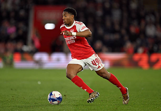 Myles Lewis-Skelly - 4 điểm: Sau màn trình diễn thực sự ấn tượng ở đội U21 Anh, sự bùng nổ đó đã không được thể hiện dưới màu áo Arsenal khi hậu vệ này đã đưa ra một vài quyết định xử lý tồi.