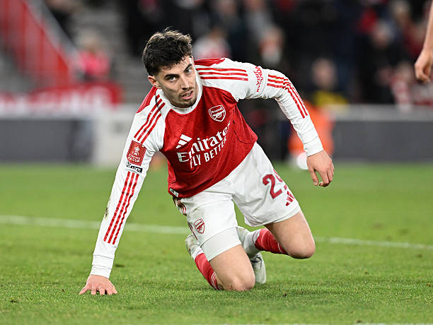 Kai Havertz - 6 điểm: Có một cú sút từ ngoài vòng cấm đập chân hậu vệ Southampton, đưa bóng đi chệch cột dọc bên trái. Gây ấn tượng với pha di chuyển tốt vào hành lang trong bên cánh trái và trả ngược hợp lý để kiến tạo bàn gỡ hòa