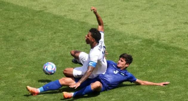 Ảnh bài viết Khusanov và sứ mệnh Ronaldo của bóng đá Uzbekistan