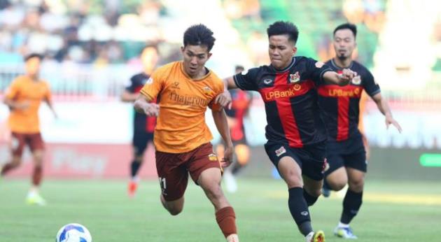 Ninh B&igrave;nh cho thấy bản lĩnh khi ngược d&ograve;ng th&agrave;nh c&ocirc;ng.