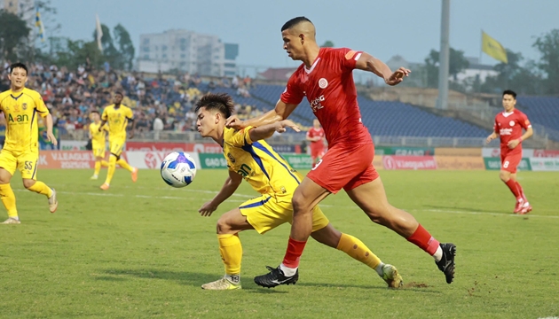 Hai CLB chia điểm kịch t&iacute;nh.