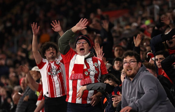 The Saints gi&agrave;nh chiến thắng trước Arsenal tại FA Cup.