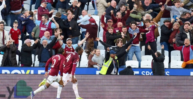  Axel Disasi ghi b&agrave;n gỡ h&ograve;a 2-2.